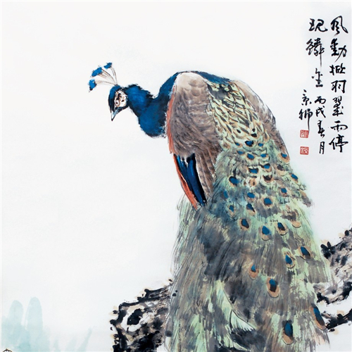 风劲掀羽翠